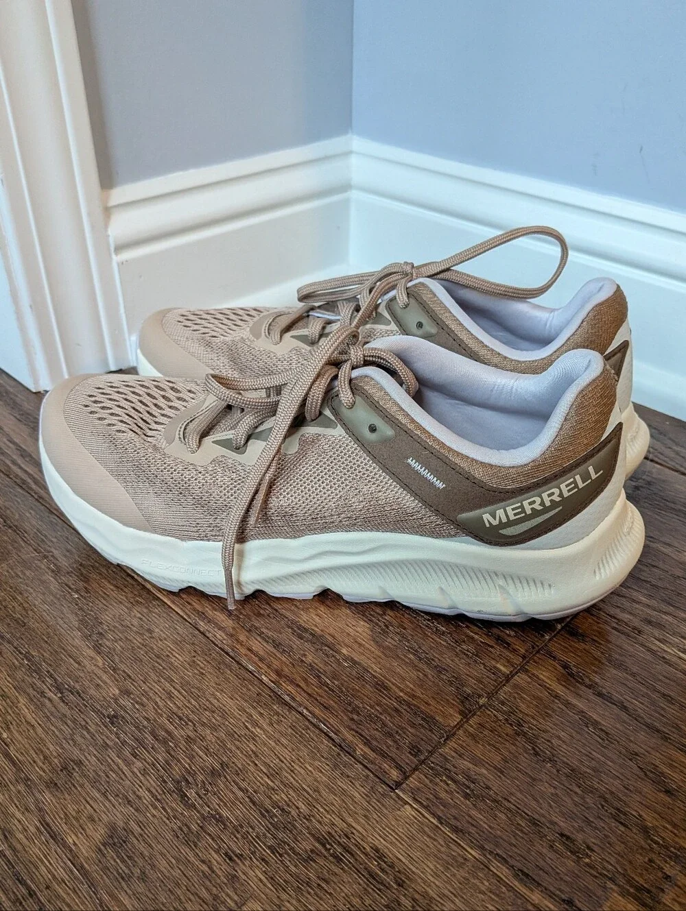 Merrell Women's Antora 4 Hiking Shoes Size 8